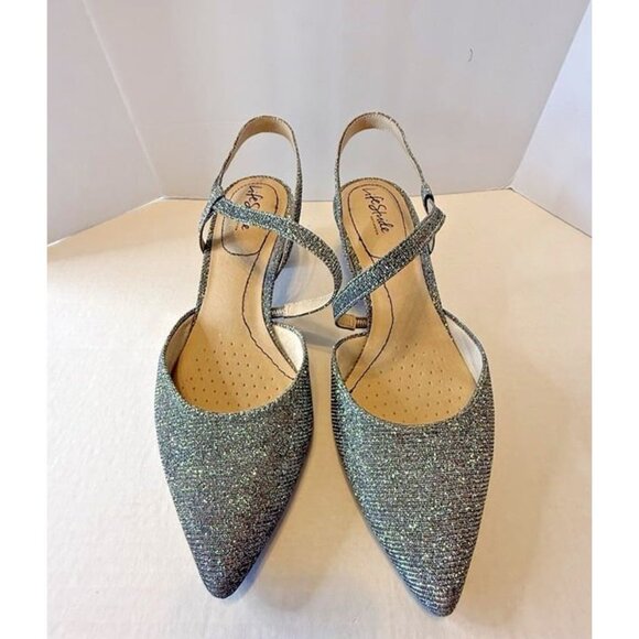 Life Stride Woman 10M Minimalist Pewter Silver Shimmer Kitten Heel Pointed Toe - Picture 7 of 9